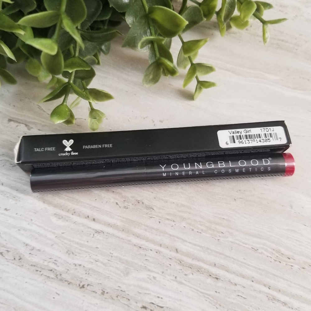 Young blood Mineral cosmetics Lip liner